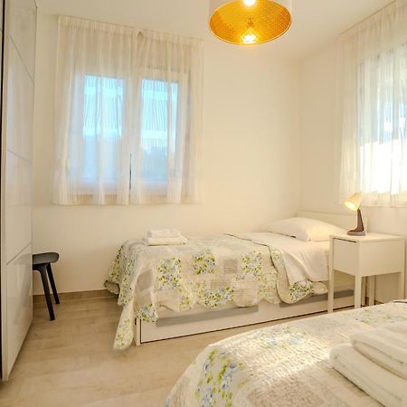 Apartman Polje Njivice Exterior photo
