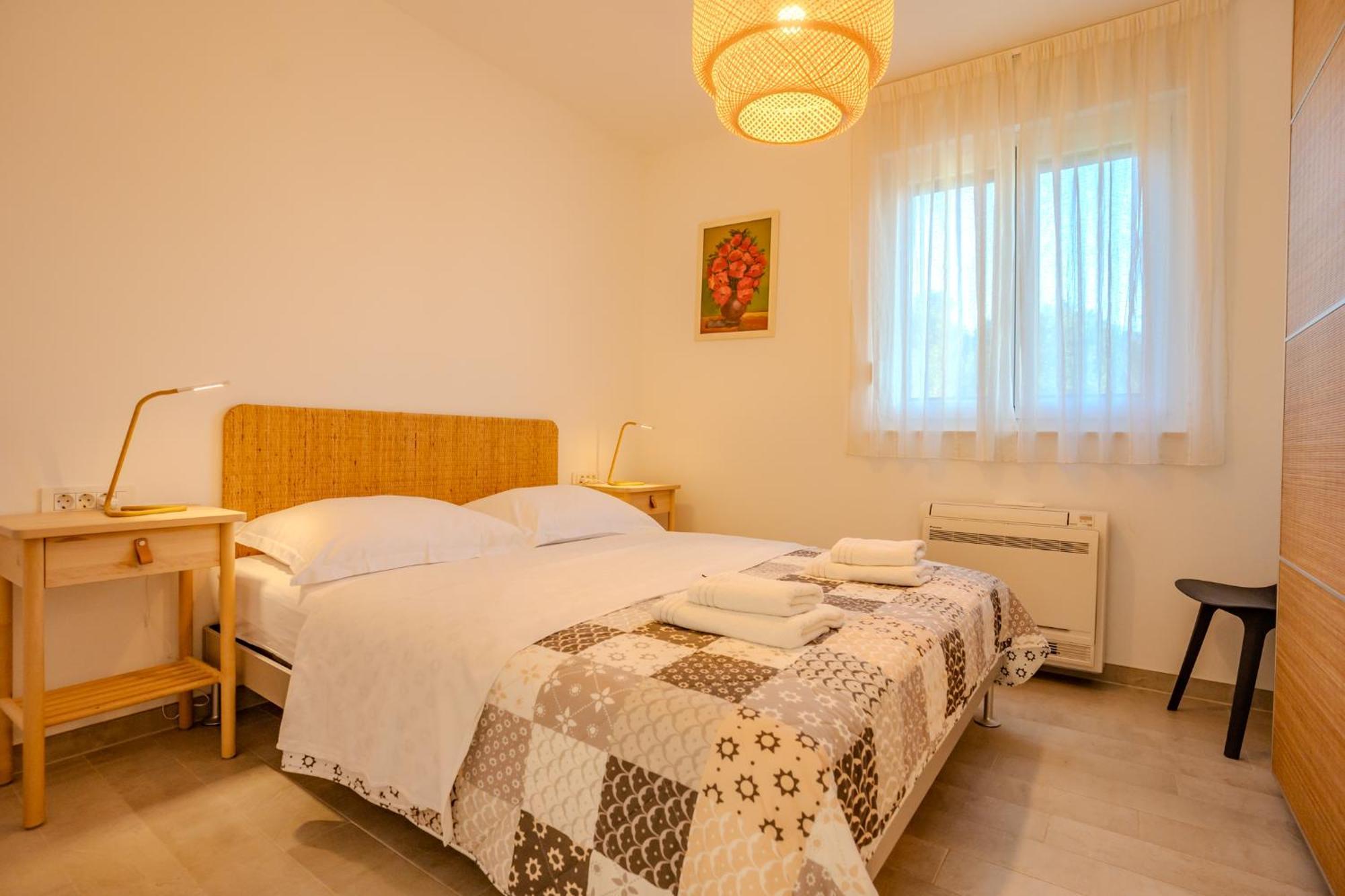 Apartman Polje Njivice Exterior photo